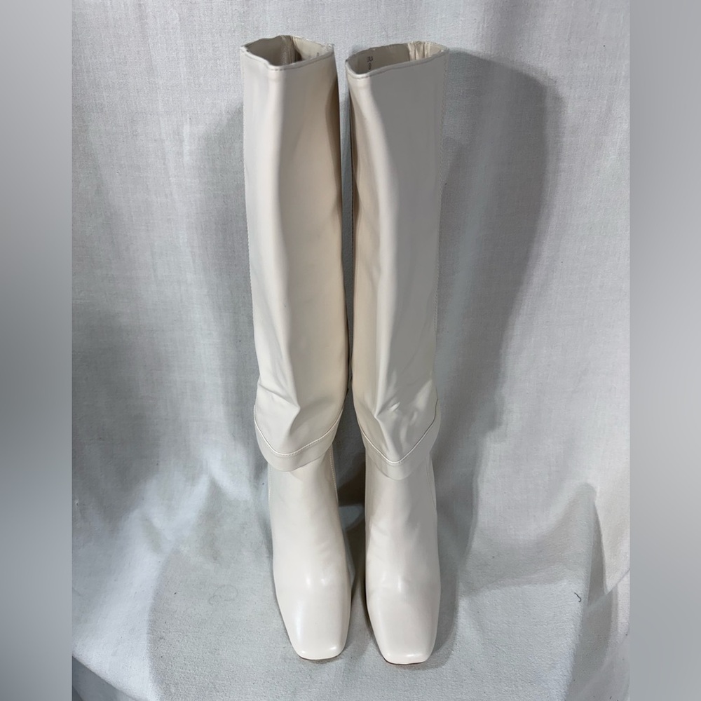 Lulus Lorlia Almond Square toe Knee High boots Size 8.5 - Picture 3 of 12